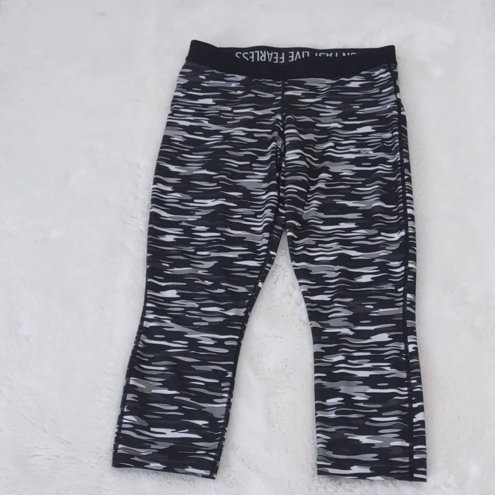 NIKE DRI-FIT RUNNING PANTS. - Picture 4 of 12